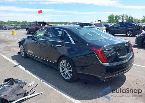 2018 Cadillac Ct6 Luxury z USA, uszkodzony, nr VIN 1G6KD5RS4JU159681